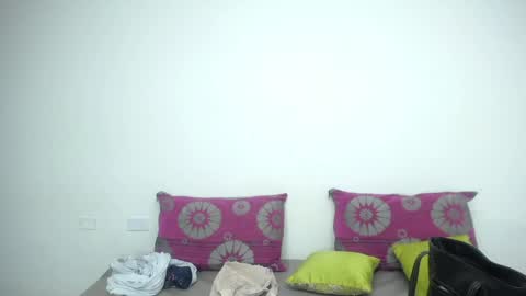 Snapshot of crazyonme chatting on 05/23/26, 12:31 diosalinda online show from 05/23/26, 12:31