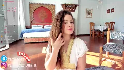 Patricia Lpez online show from 02/09/25, 03:34