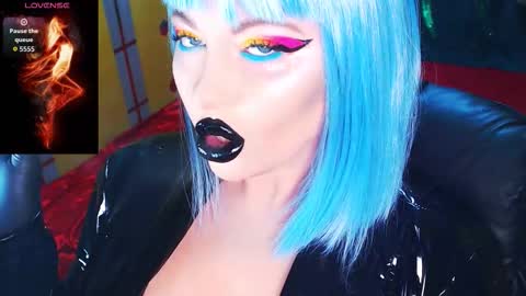 Roxy online show from 02/08/26, 02:42