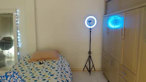 Bull online show from 11/29/25, 04:15