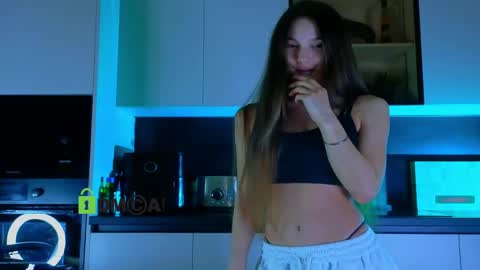 crazzy cherry online show from 05/08/26, 12:21