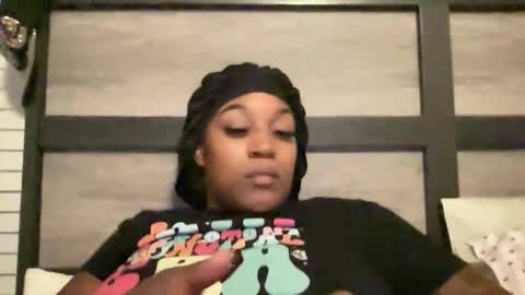 Snapshot of creame_sensation chatting on 10/25/25, 06:54 PHANTOMTARGARYENXXX online show from 10/25/25, 06:54