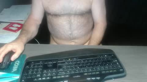 Creamormilk online show from 11/15/25, 09:50