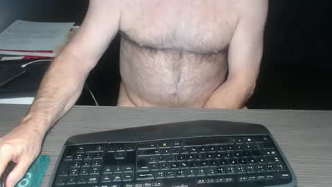 Creamormilk online show from 11/22/25, 09:30