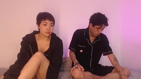  CAMILA Y SEBASTIAN online show from 10/20/25, 09:10