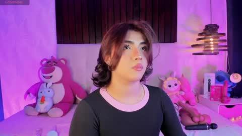 Snapshot of creamy_angelo chatting on 06/19/26, 02:05 creamy_angelo online show from 06/19/26, 02:05