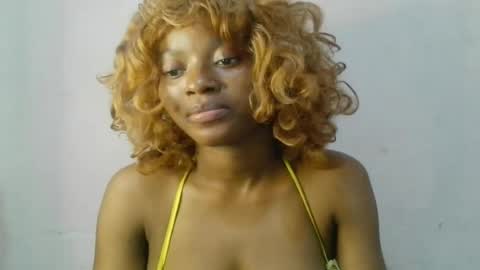 Snapshot of creamy_babyx chatting on 06/20/26, 08:33 Creamy babyx online show from 06/20/26, 08:33