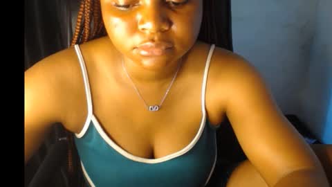 Snapshot of creamy_juicypussy chatting on 11/25/25, 07:52 Lady jasmine online show from 11/25/25, 07:52