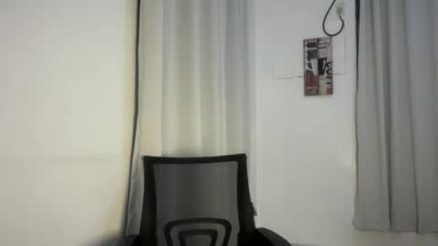 Snapshot of creamy_sexy chatting on 01/08/26, 09:06 mika online show from 01/08/26, 09:06