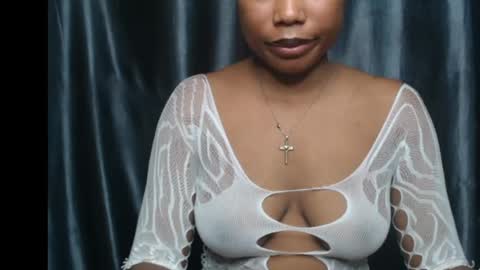 venessa online show from 05/07/26, 05:40