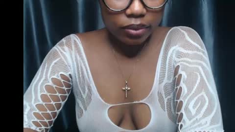 venessa online show from 05/08/26, 09:36