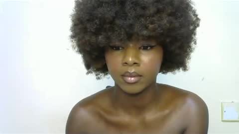 queen online show from 01/18/25, 09:02