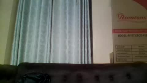 creamyhub online show from 03/07/25, 04:22