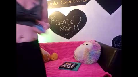 Snapshot of creamymilf11 chatting on 10/18/25, 05:54 creamymilf11 online show from 10/18/25, 05:54