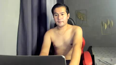Snapshot of creamynow chatting on 12/22/24, 07:22 BareCreamyCum online show from 12/22/24, 07:22