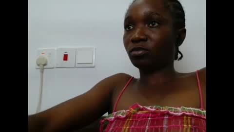 creamyxsugar online show from 10/03/25, 09:23