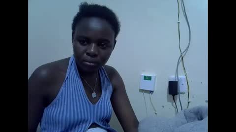 creamyypussyy online show from 12/15/25, 12:04