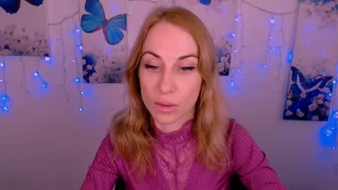 Snapshot of create_your_own_sun chatting on 10/06/25, 01:08 Lera online show from 10/06/25, 01:08