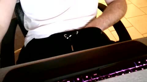 Snapshot of creator8871 chatting on 09/29/25, 02:00 creator8871 online show from 09/29/25, 02:00