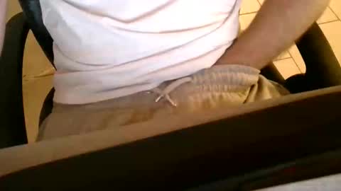 Snapshot of creator8871 chatting on 10/04/25, 09:07 creator8871 online show from 10/04/25, 09:07