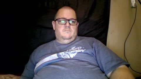 Snapshot of creeeping_death chatting on 12/01/24, 10:21 The hopeless romantic online show from 12/01/24, 10:21