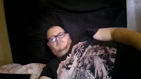 Snapshot of creeeping_death chatting on 12/30/24, 02:42 The hopeless romantic online show from 12/30/24, 02:42