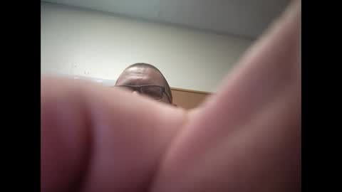 Snapshot of creeeping_death chatting on 01/10/25, 02:57 The hopeless romantic online show from 01/10/25, 02:57