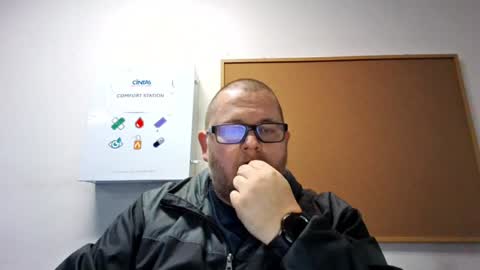 Snapshot of creeeping_death chatting on 01/26/25, 12:37 The hopeless romantic online show from 01/26/25, 12:37