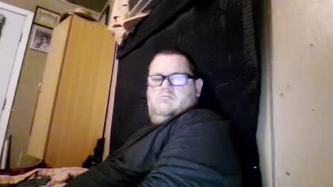 Snapshot of creeeping_death chatting on 02/13/25, 08:34 The hopeless romantic online show from 02/13/25, 08:34