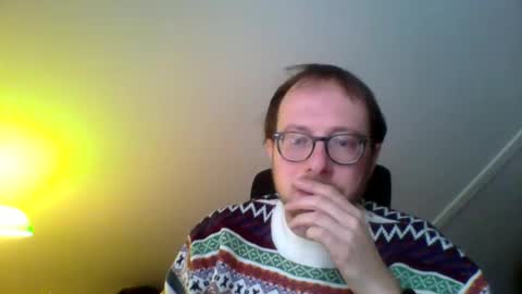 Snapshot of creloxp chatting on 12/10/24, 10:28 creloxp online show from 12/10/24, 10:28