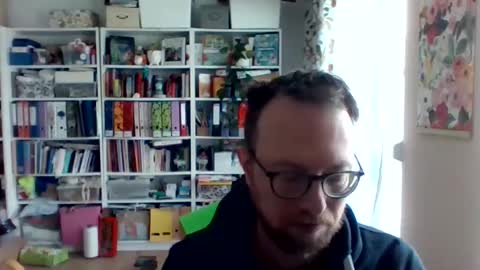 Snapshot of creloxp chatting on 11/11/25, 08:03 creloxp online show from 11/11/25, 08:03