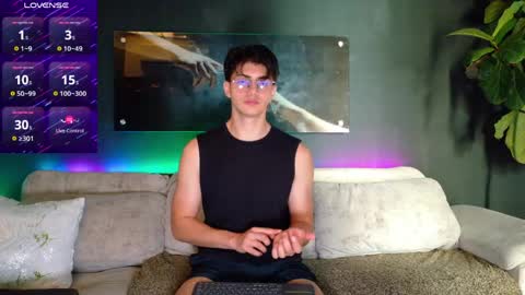 Snapshot of crhistian1_ chatting on 05/15/26, 03:41 CRHISTIAN online show from 05/15/26, 03:41