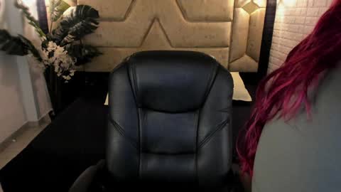 Tatiana  online show from 04/01/26, 04:46