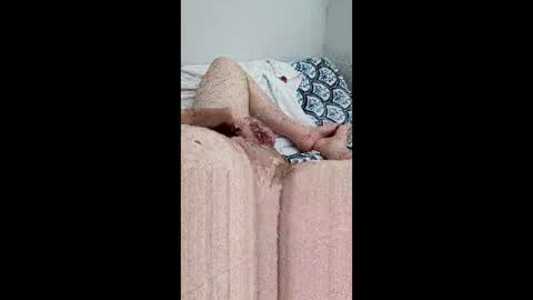 W online show from 04/05/26, 08:06