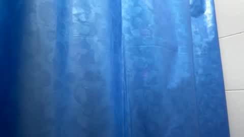 Snapshot of cris2428 chatting on 02/09/25, 05:50 cris2428 online show from 02/09/25, 05:50