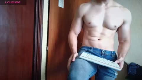 Snapshot of cris2428 chatting on 10/14/25, 04:41 cris2428 online show from 10/14/25, 04:41