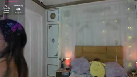 Cris Milk online show from 07/27/26, 07:21