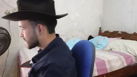 cris_simons online show from 01/18/25, 03:53