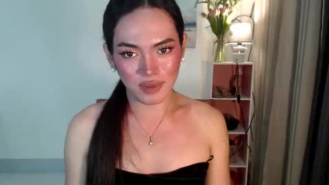 my beautiful cris online show from 10/18/25, 06:05