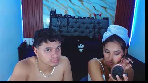 CRISANDMERY online show from 11/27/25, 02:57