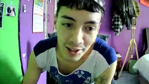 Crisanto online show from 05/23/26, 04:33