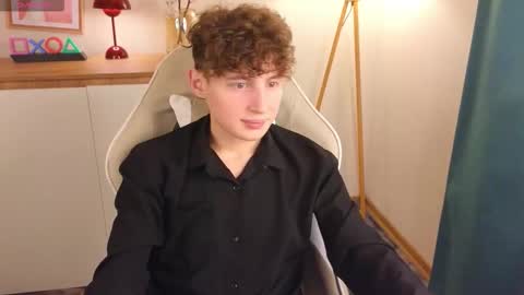 Chris online show from 11/14/25, 07:01