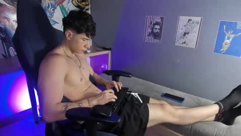 Cris online show from 01/18/26, 01:53