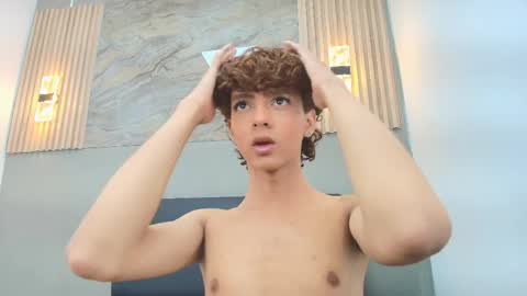 Snapshot of criss_allen1 chatting on 02/07/26, 12:42 CRISS online show from 02/07/26, 12:42