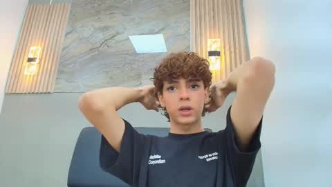 Snapshot of criss_allen1 chatting on 02/09/26, 12:42 CRISS online show from 02/09/26, 12:42