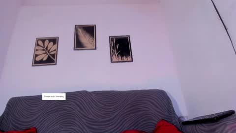 criss_zuri online show from 03/28/26, 12:49