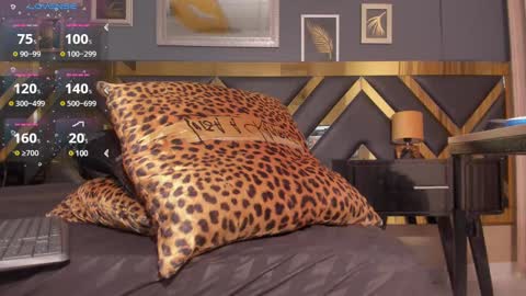 crissh 1 online show from 12/05/24, 12:41