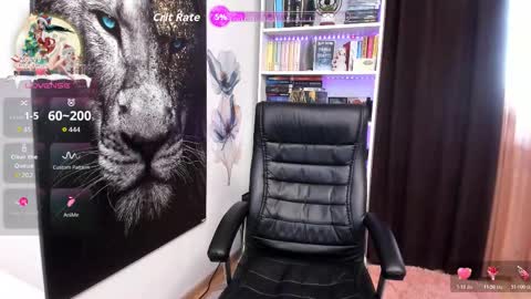 Snapshot of crissnight chatting on 01/10/26, 10:28 Twitter Christinne p online show from 01/10/26, 10:28