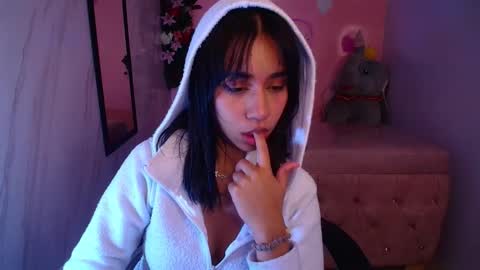 cristal1_ch online show from 10/18/25, 11:00