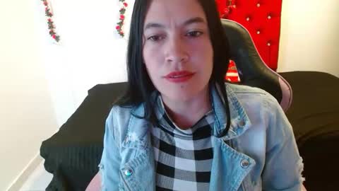 cristal541658 online show from 01/12/26, 01:38